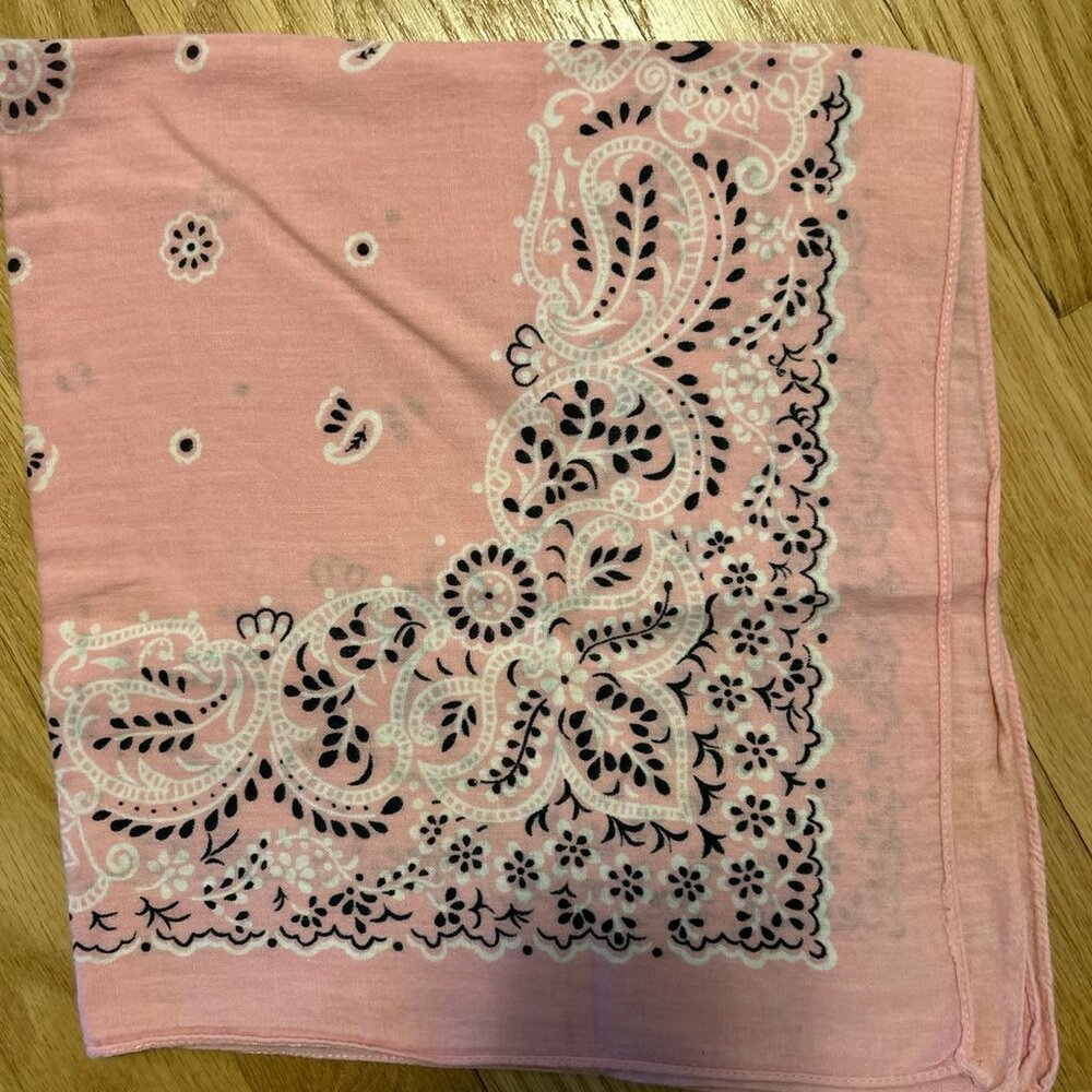 FREE WITH BUNDLE Pink Cotton Bandanna 20”